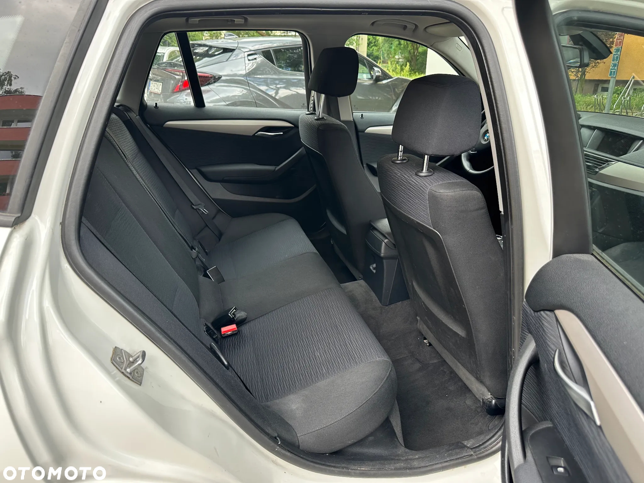 BMW X1 sDrive16d - 13