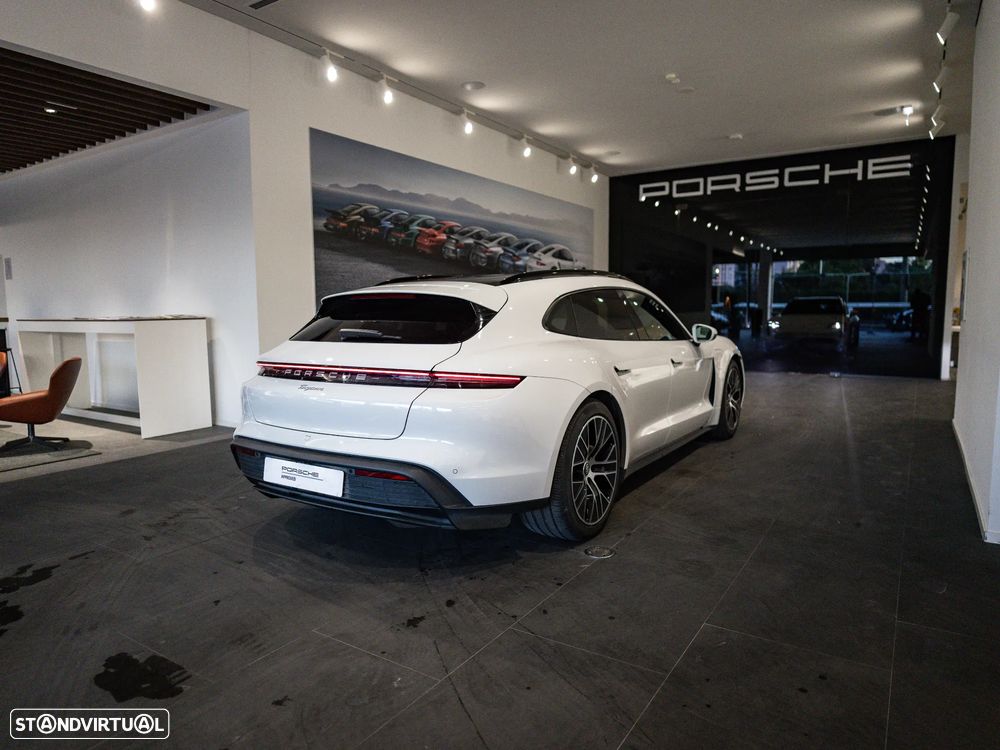 Porsche Taycan Sport Turismo bateria Performance Plus - 9