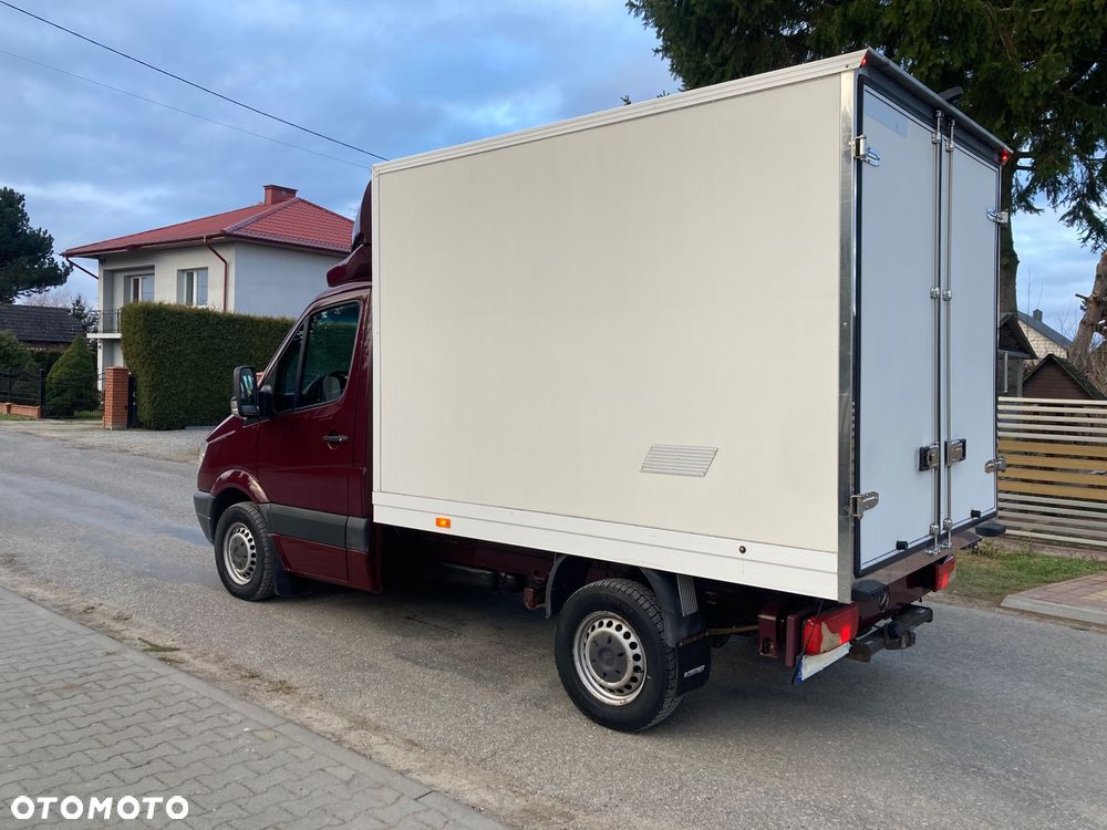 Mercedes-Benz Sprinter - 5