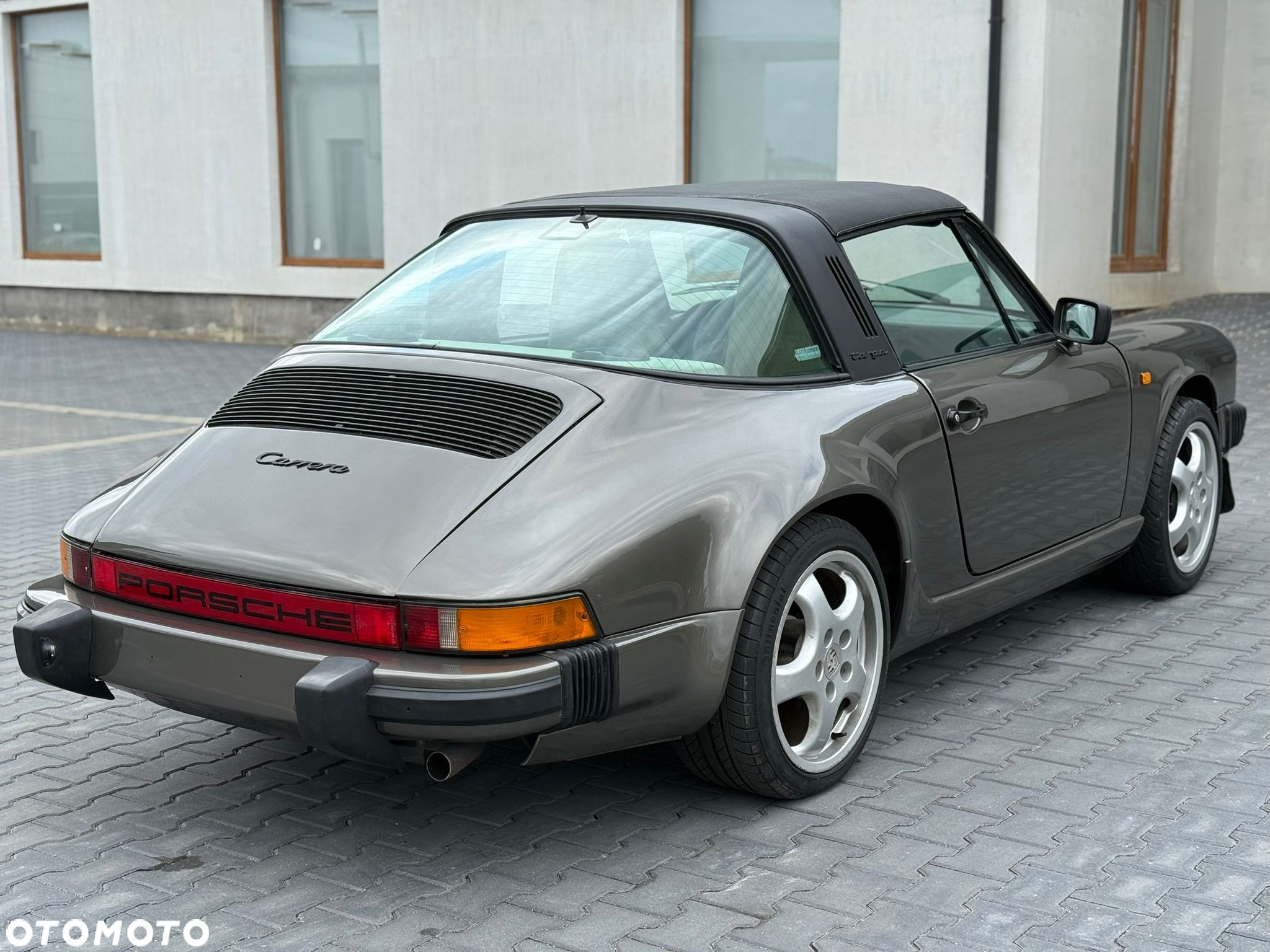 Porsche Inny - 12