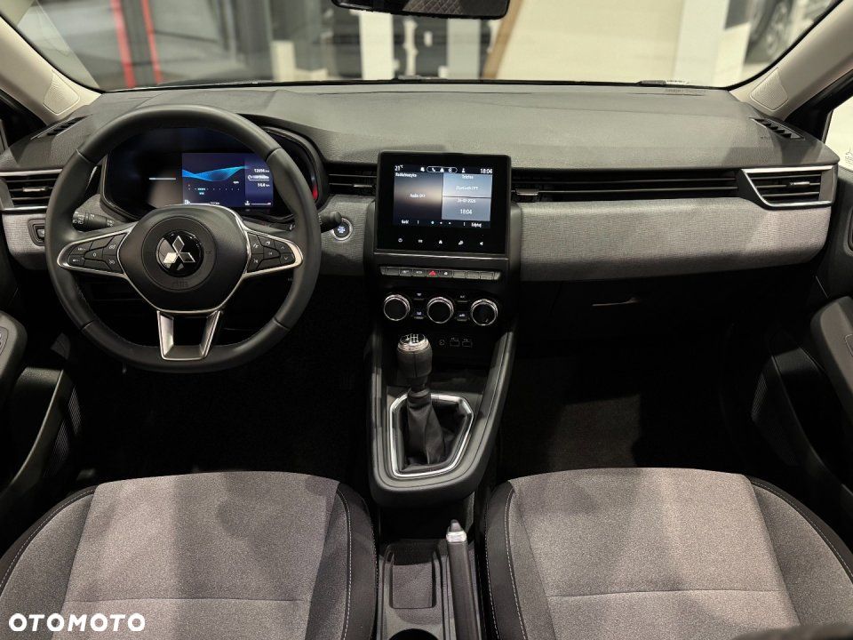 Mitsubishi Colt - 10