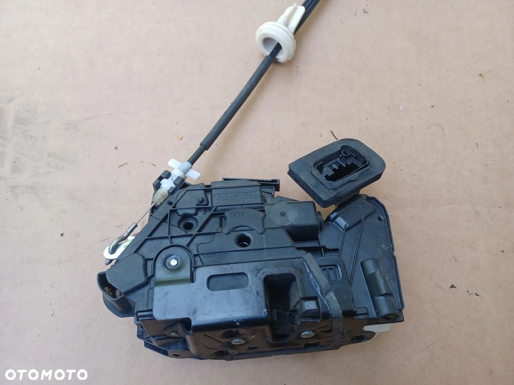 ZAMEK DRZWI PRAWY PRZÓD GOLF VI 5K1837016B - 3