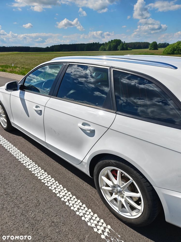 Audi A4 Avant - 27