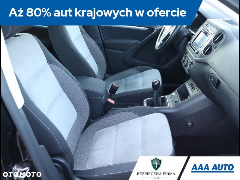 Volkswagen Tiguan - 10