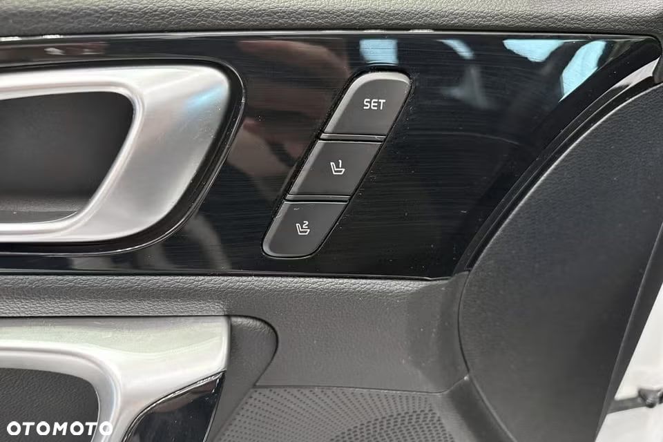 Kia XCeed - 10