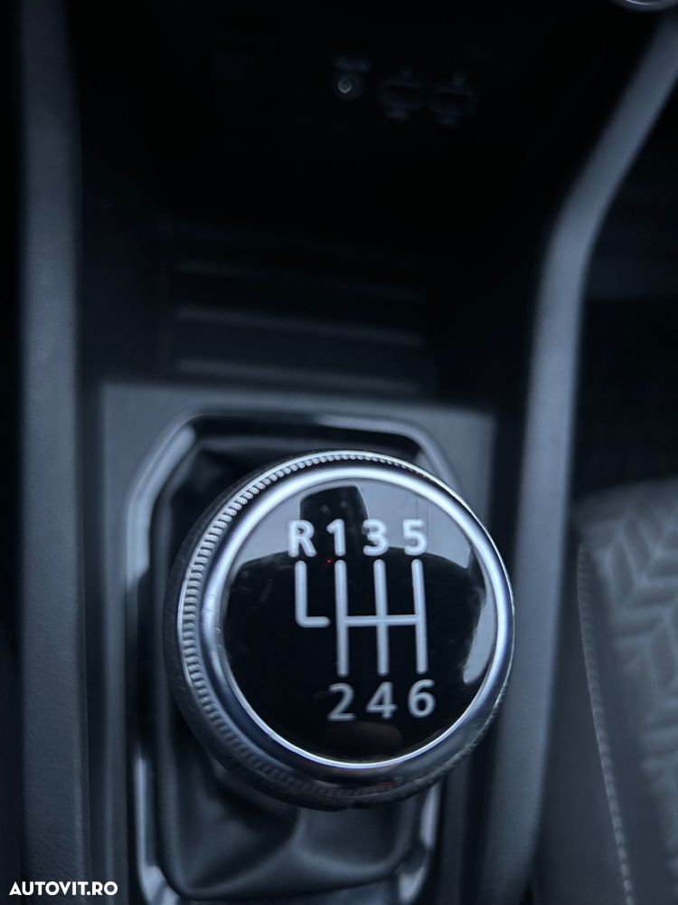 Renault Clio BLUE dCi 100 BUSINESS EDITION - 13