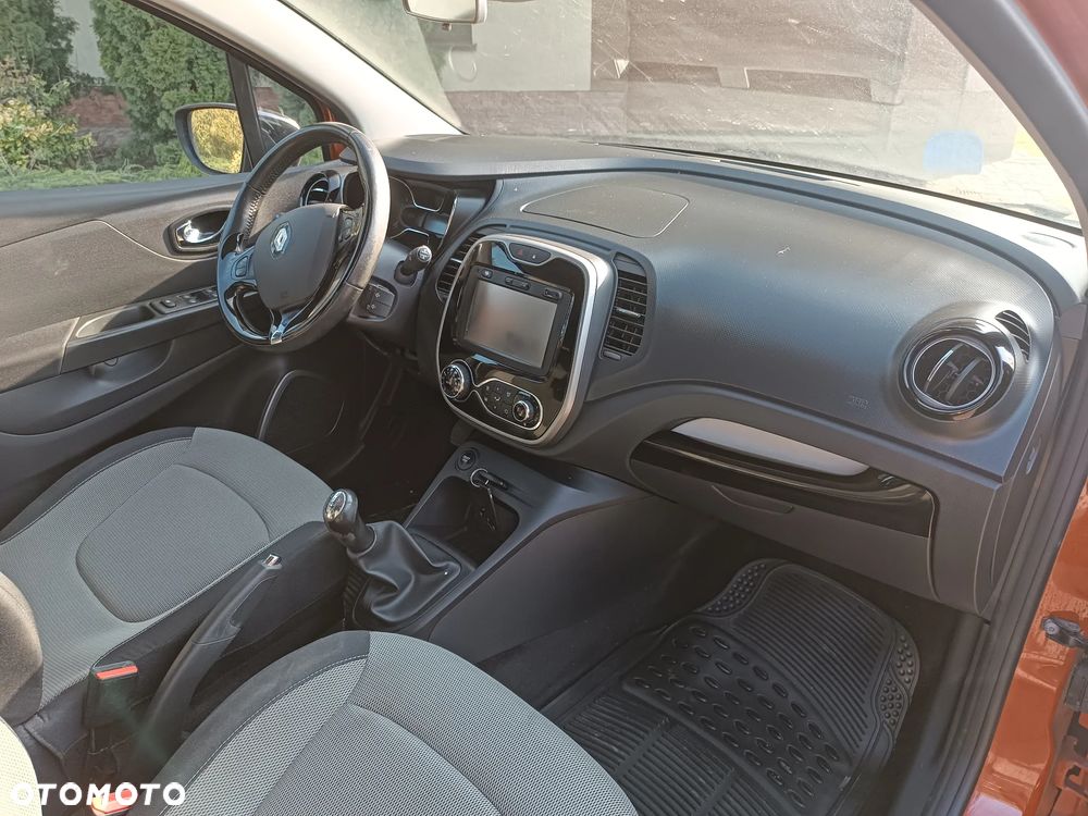 Renault Captur 0.9 Energy TCe Intens EU6 - 15