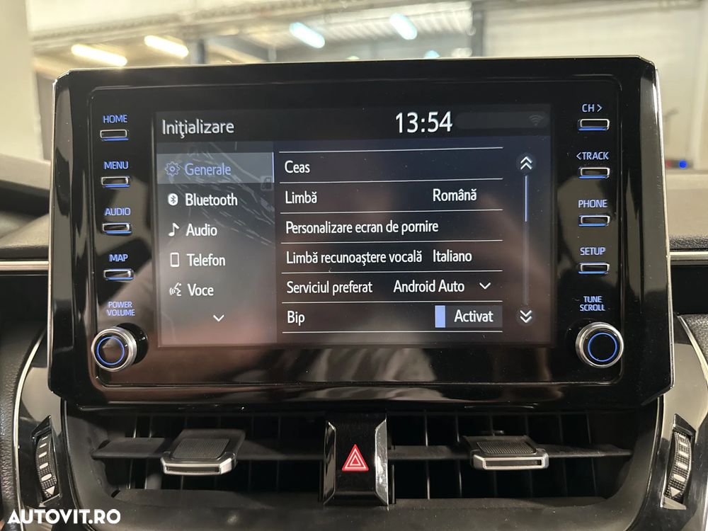 Toyota Corolla - 22