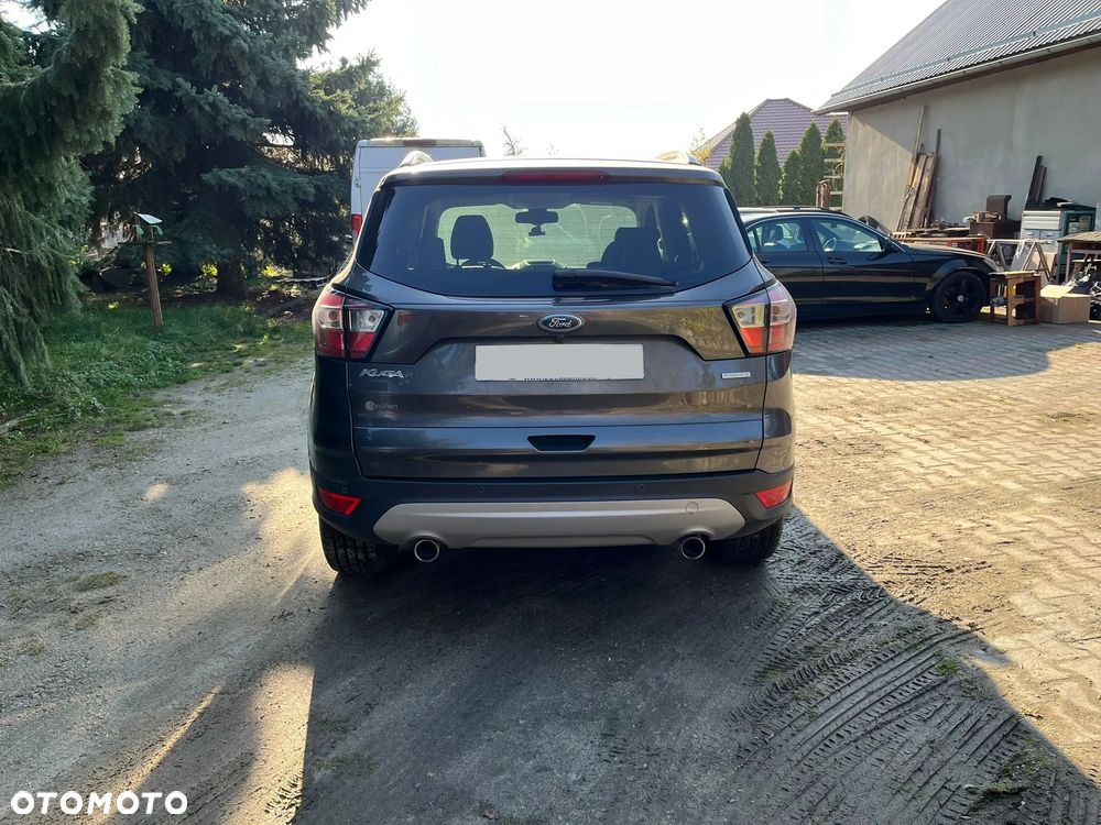 Ford Kuga 1.5 EcoBoost 2x4 Business Edition - 6
