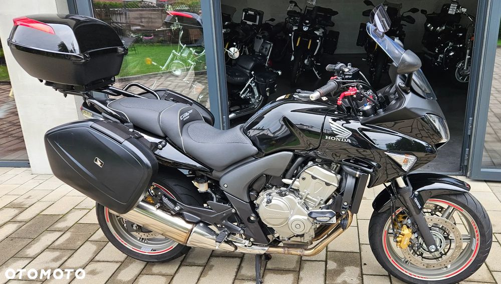 Honda CBF - 24