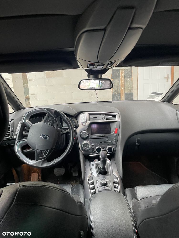 Citroën DS5 1.6 THP SoChic - 6