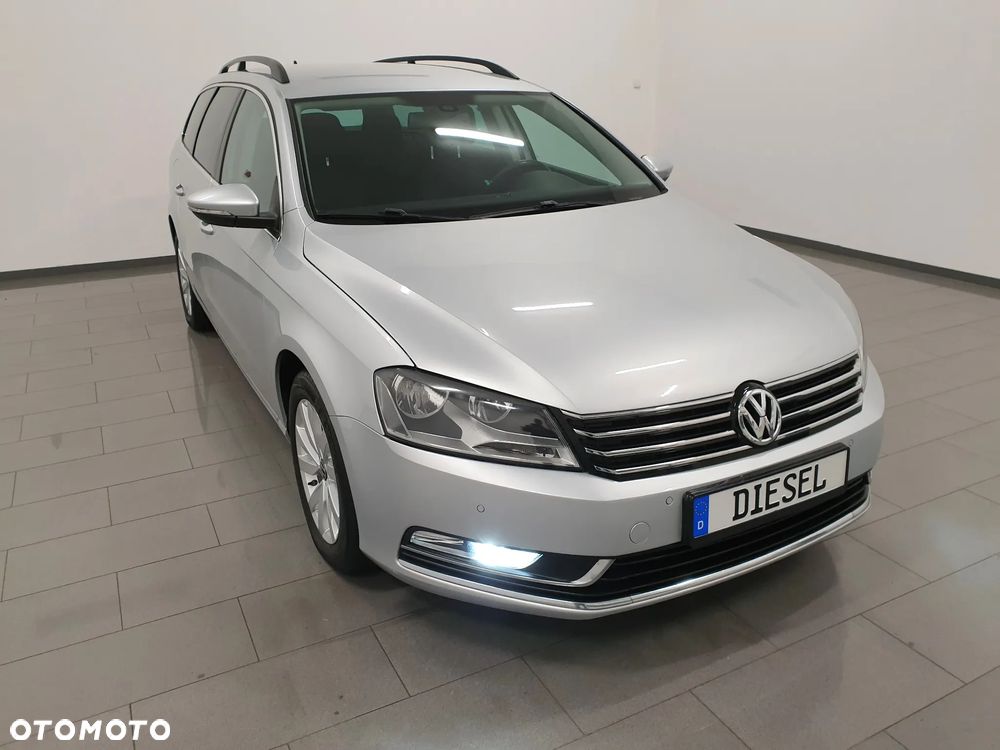 Volkswagen Passat 2.0 TDI Highline - 28