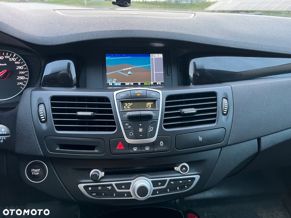 Renault Laguna 2.0 dCi Bose Edition - 12