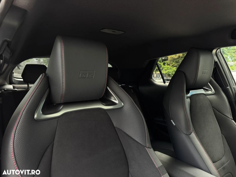 Toyota C-HR 2.0 PHEV 223 CP 4x2 CVT GR SPORT - 16