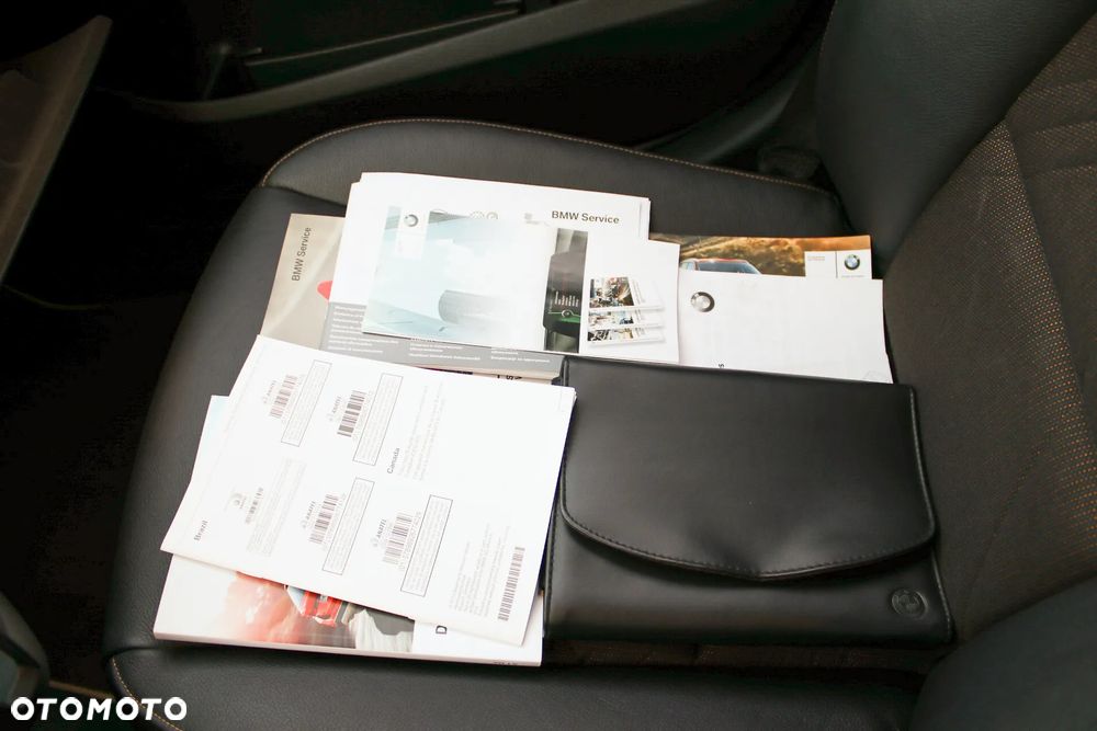 BMW X1 sDrive18d xLine - 39