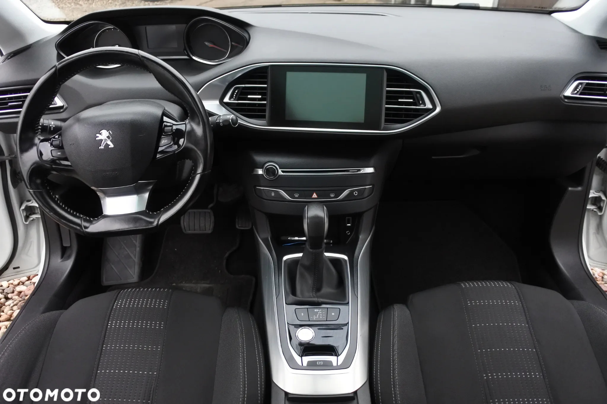 Peugeot 308 PureTech 130 EAT8 Allure - 14