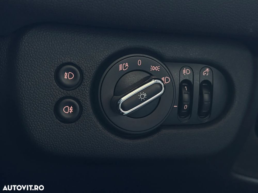 Mini Clubman One Essential Trim - 27