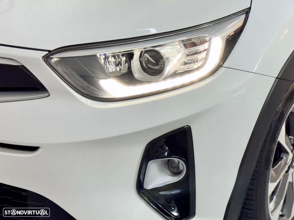 Kia Stonic 1.6 CRDi TX - 22