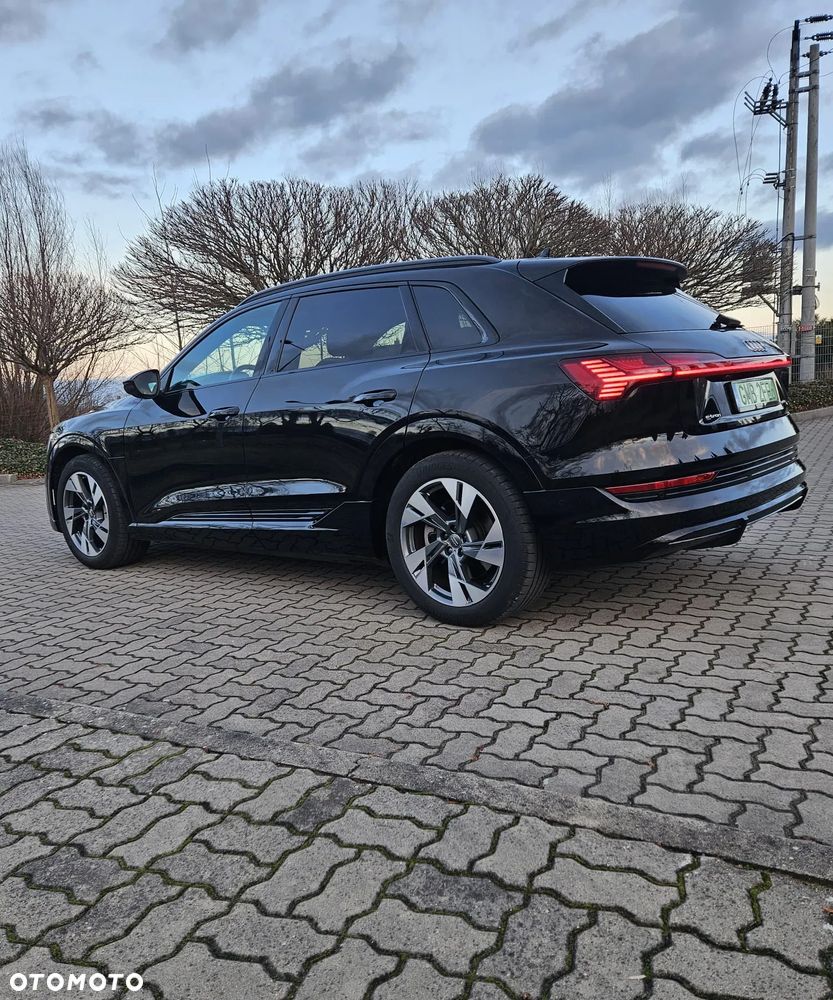 Audi e-tron 50 Quattro Advanced - 17
