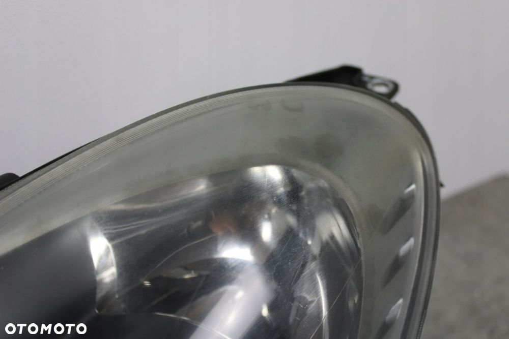 LAMPA REFLEKTOR LEWY ALFA ROMEO GIULIETTA CIEMNY - 2