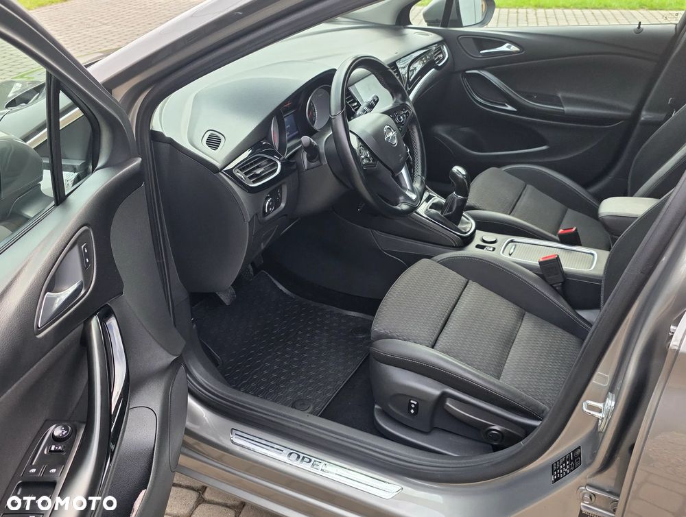 Opel Astra 1.4 Turbo Innovation - 9