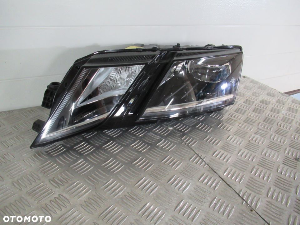 LAMPA PRZEDNIA PRZÓD LEWA SKODA OCTAVIA 3 III LIFT FULL LED - 1