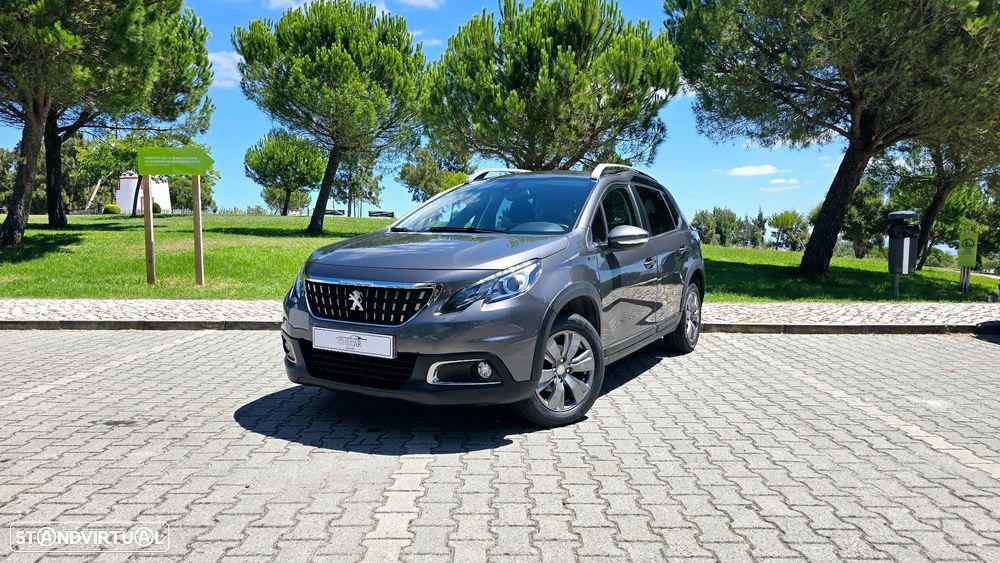 Peugeot 2008 1.5 BlueHDi Signature - 1