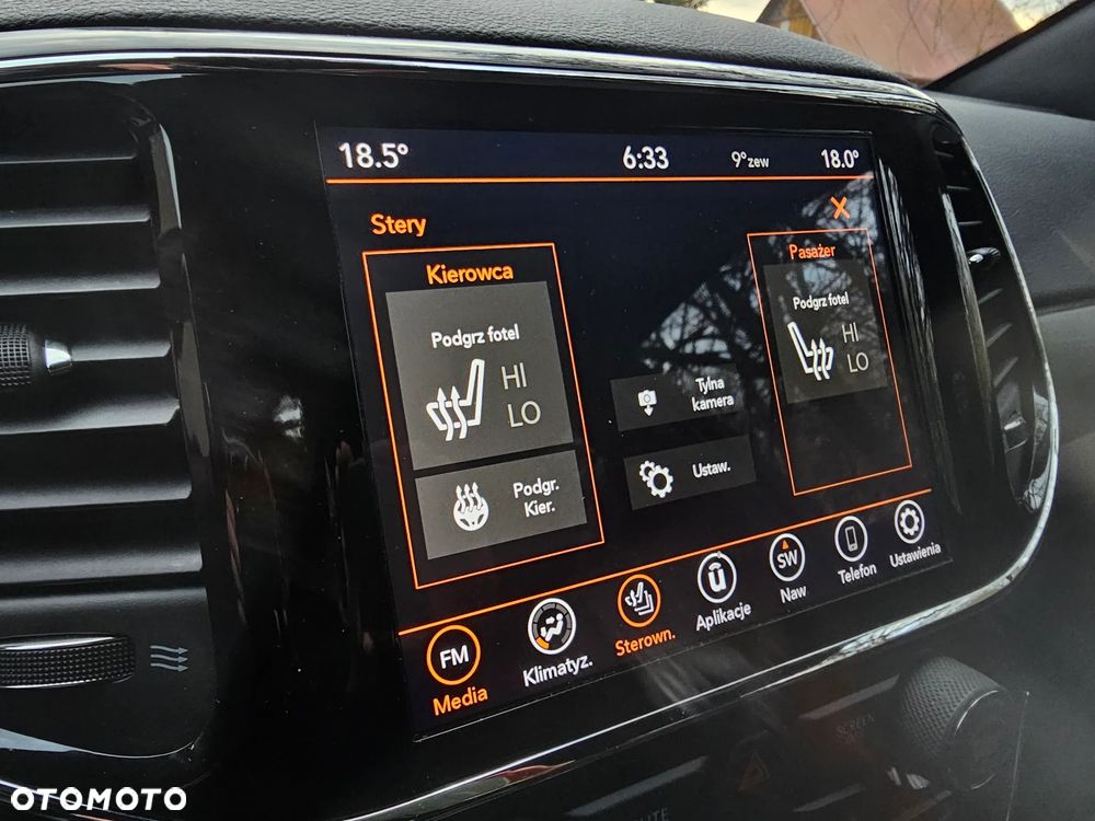 Jeep Grand Cherokee 3.6 V6 Laredo - 19