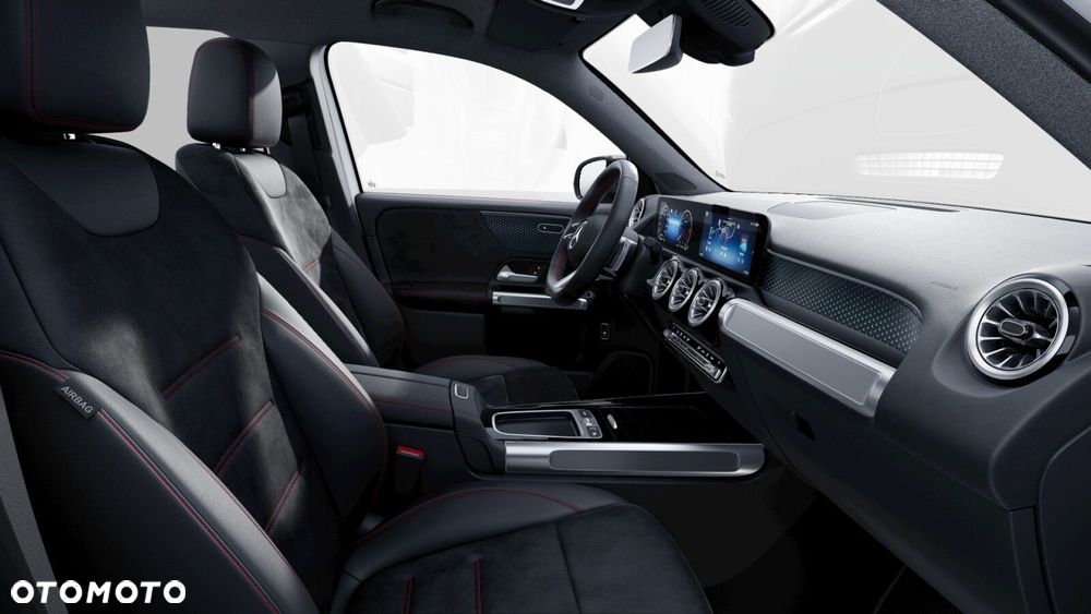 Mercedes-Benz GLB - 8