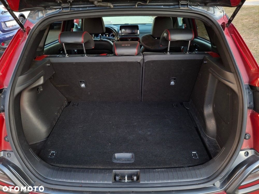 Hyundai Kona - 32