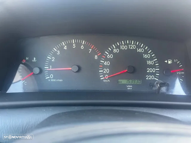 Toyota Corolla 1.4 SE - 8