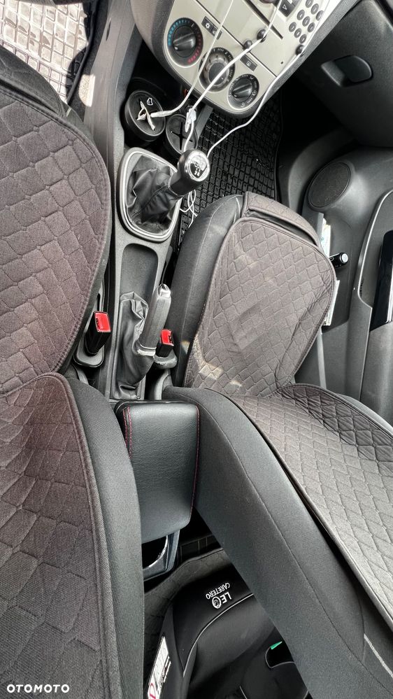 Opel Corsa - 12