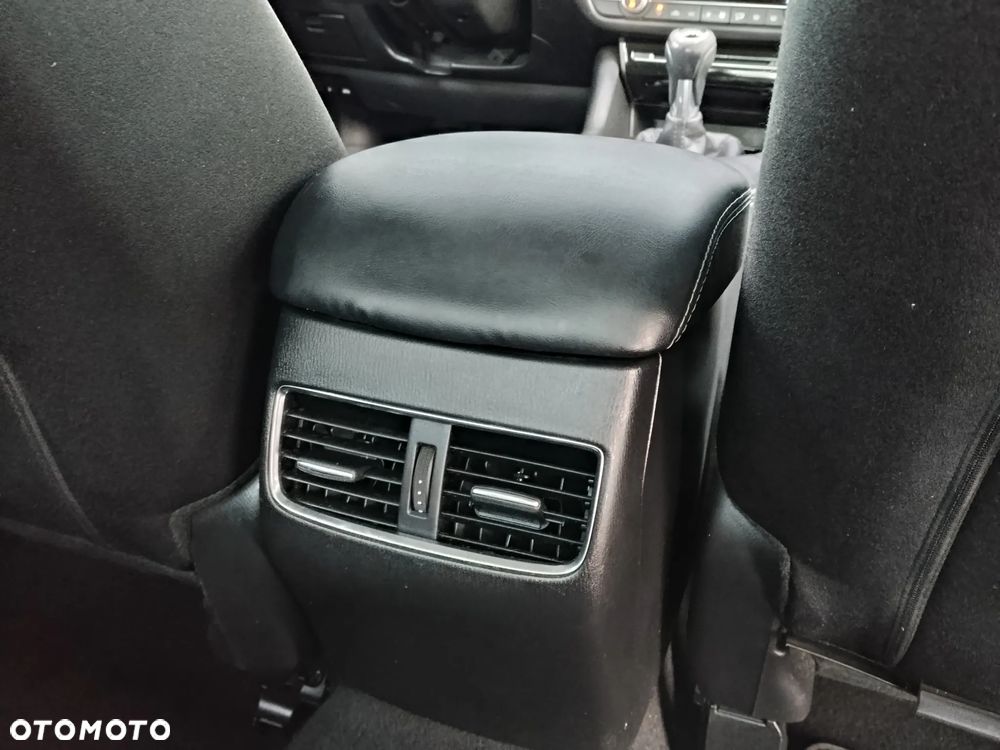 Mazda 6 2.0 Skybusiness - 26