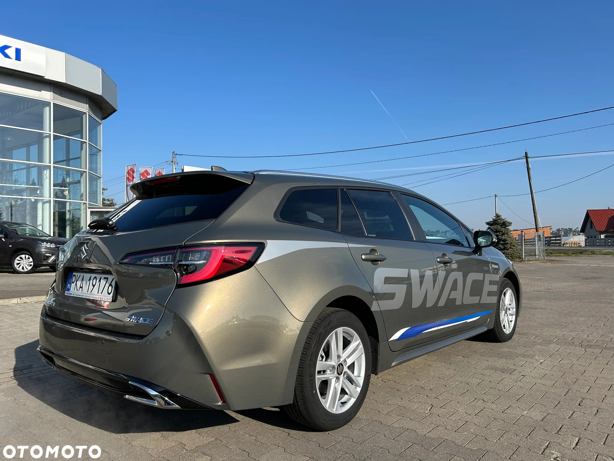 Suzuki Swace 1.8 Hybrid Elegance CVT - 3