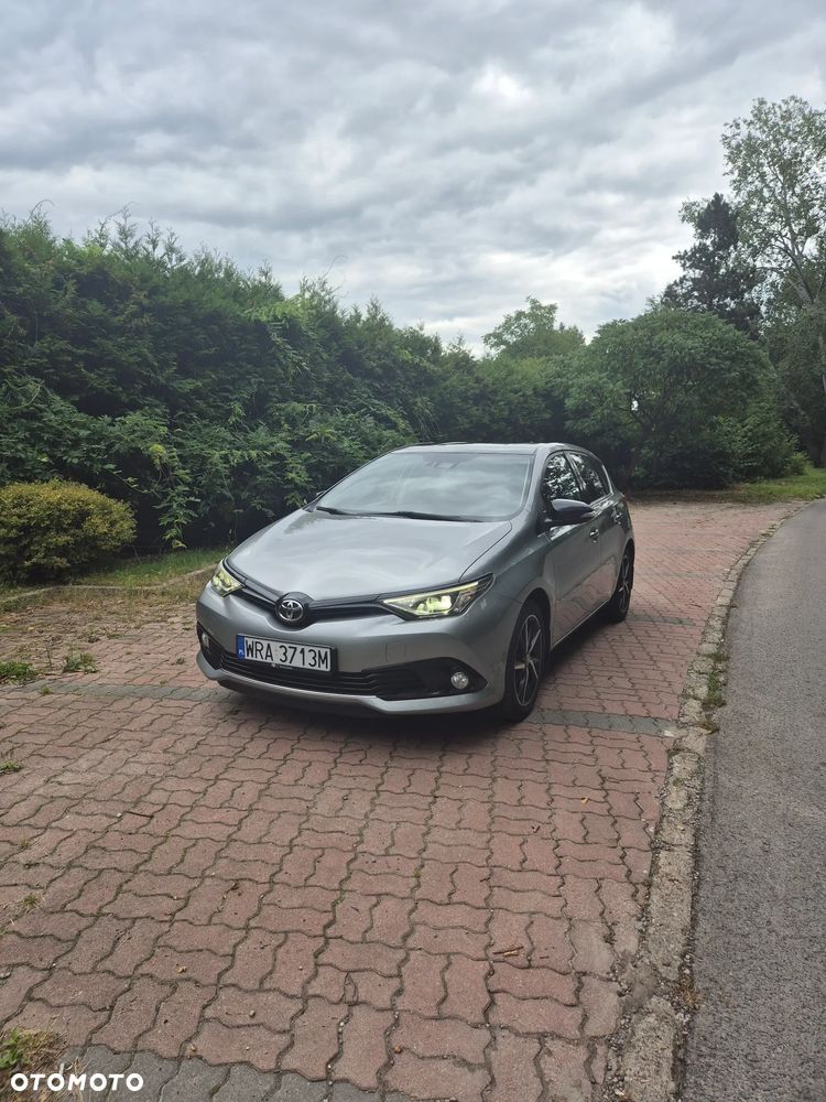 Toyota Auris 1.2 T Prestige - 2