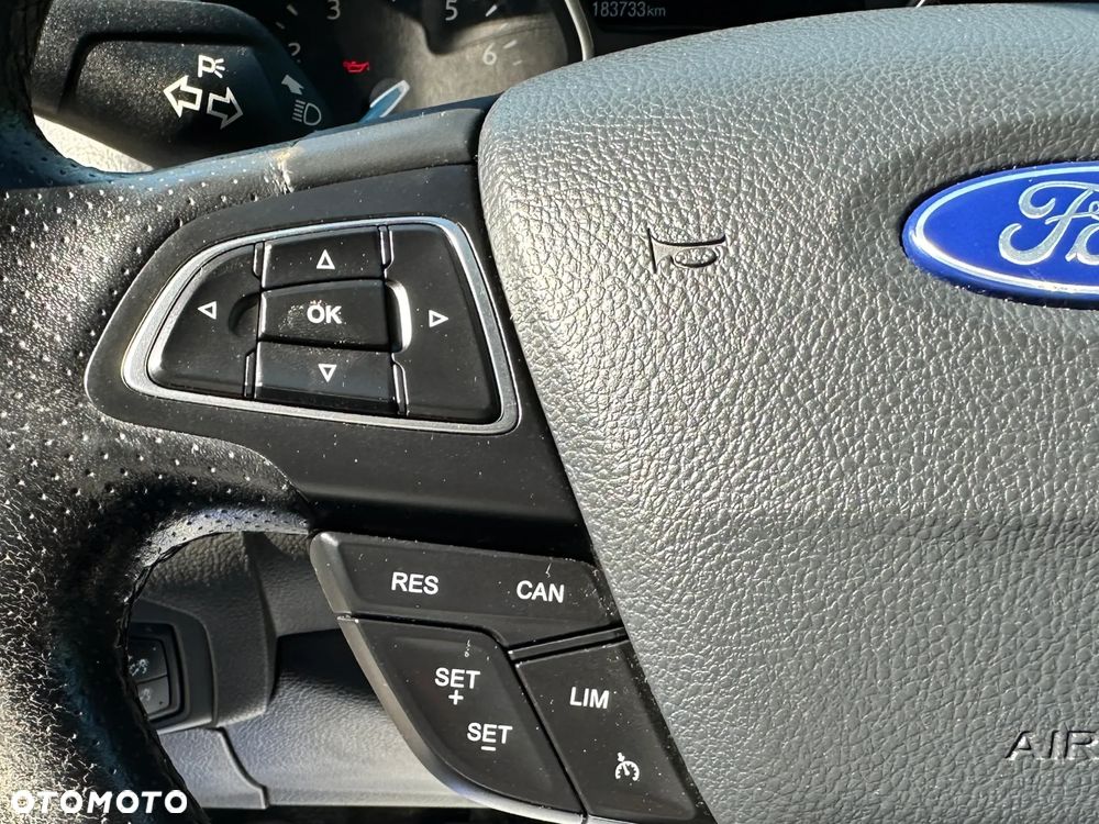 Ford Focus 1.0 EcoBoost ST-Line - 17