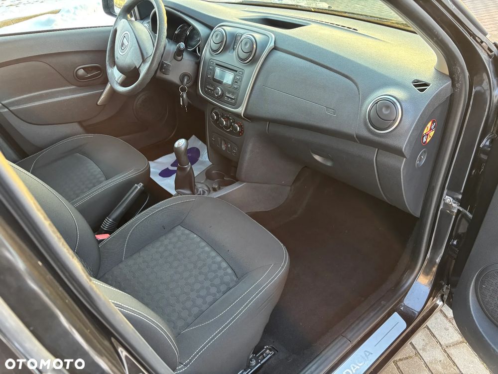 Dacia Logan 1.2 16V 75 Laureate - 13