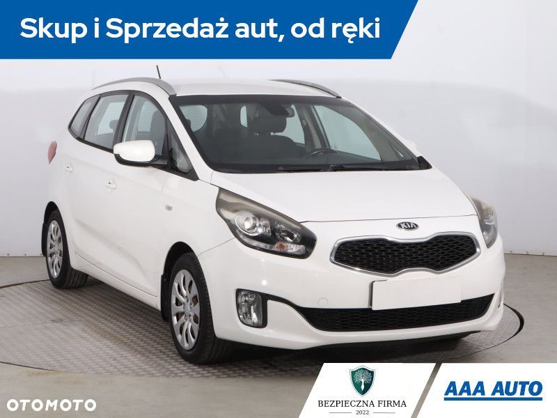 Kia Carens - 3