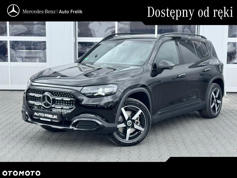 Mercedes-Benz GLB - 1