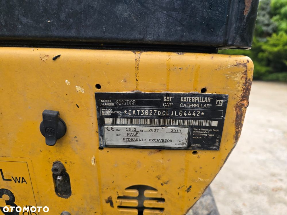 Caterpillar 302.7 - 13