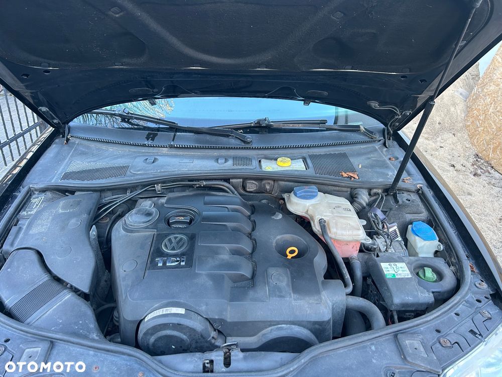 Volkswagen Passat 1.9 TDI Comfortline - 2
