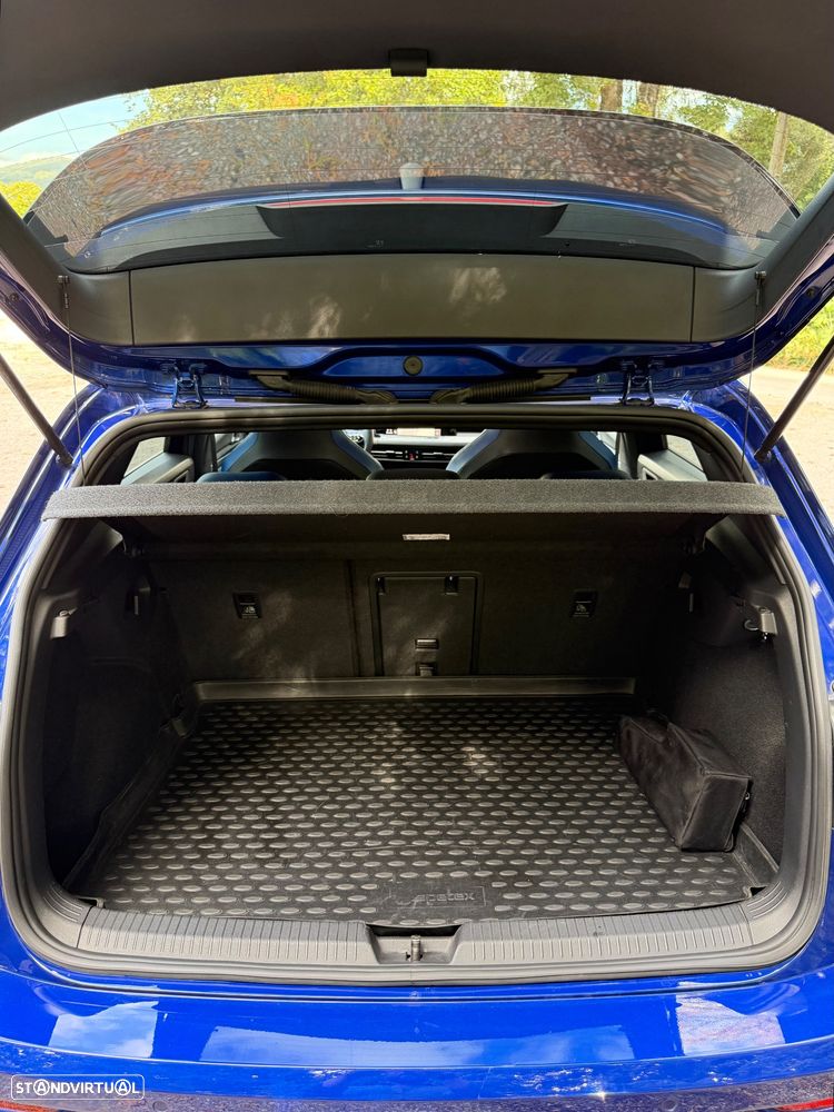 VW Golf 2.0 TSI R DSG - 37