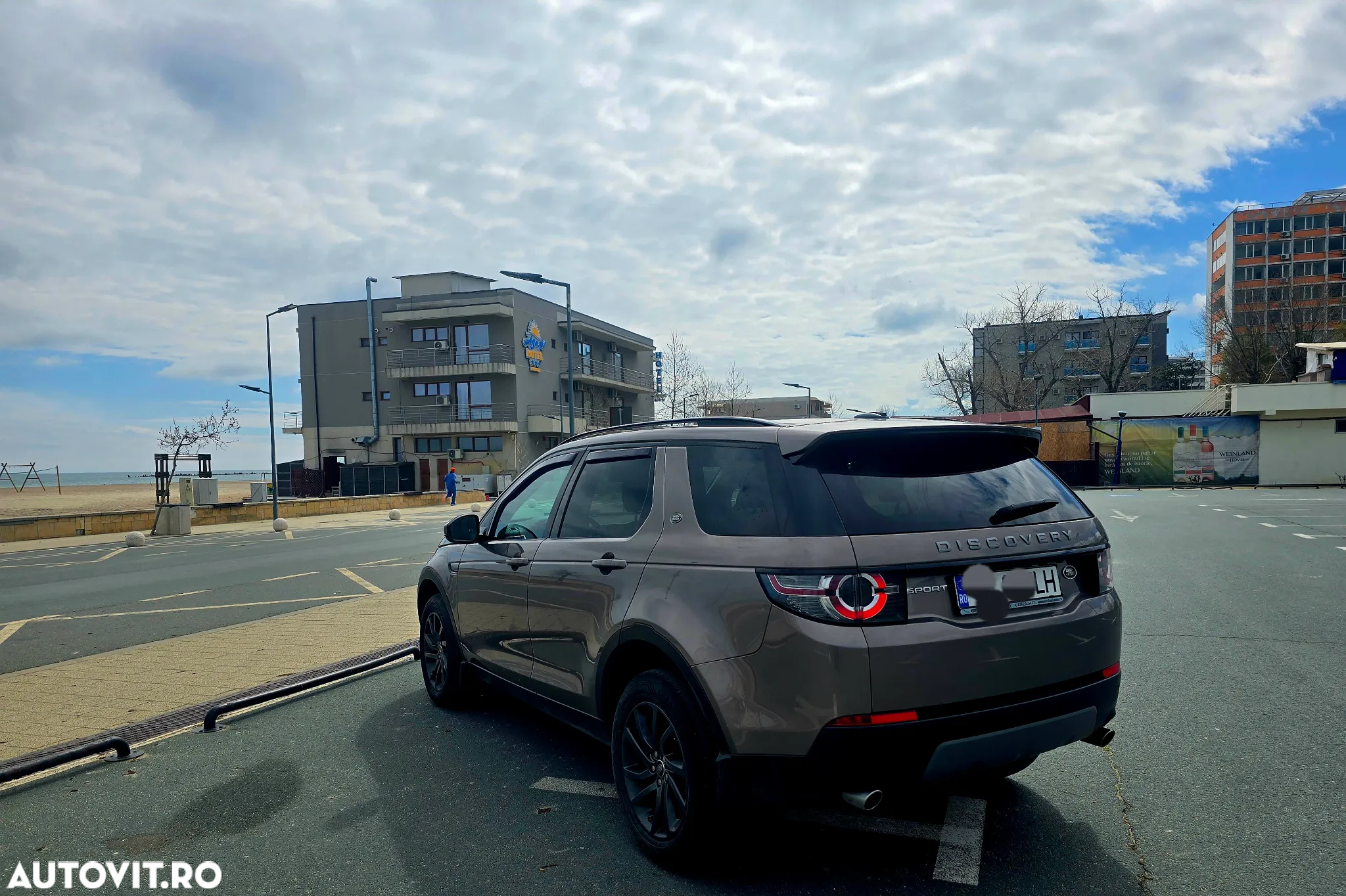 Land Rover Discovery Sport 2.0 D180 MHEV - 9