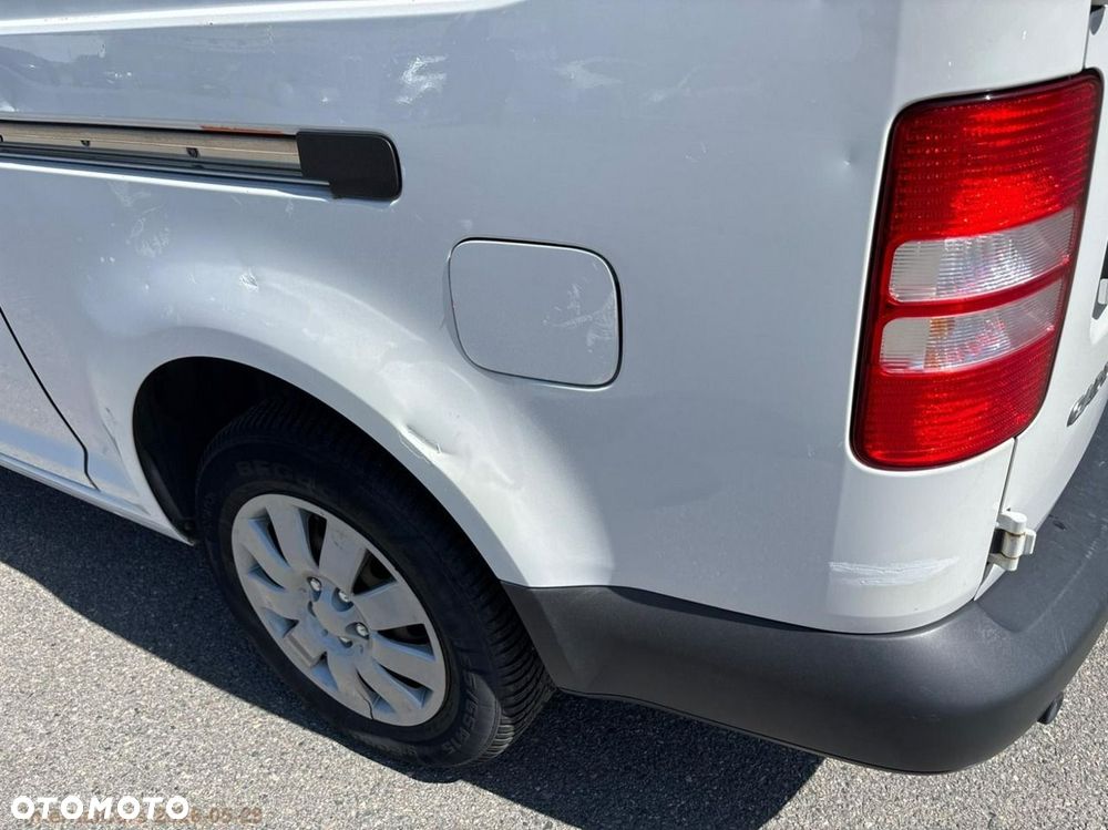 Volkswagen Caddy - 23