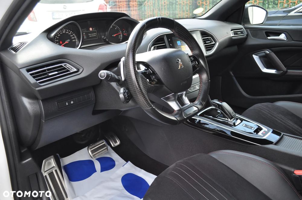 Peugeot 308 BlueHDi 130 EAT8 Stop & Start GT Pack - 10