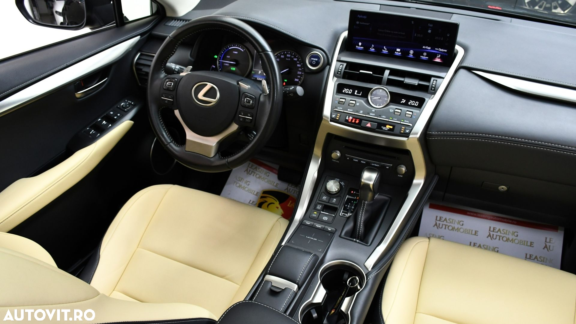 Lexus Seria NX 300h AWD Luxury - 14