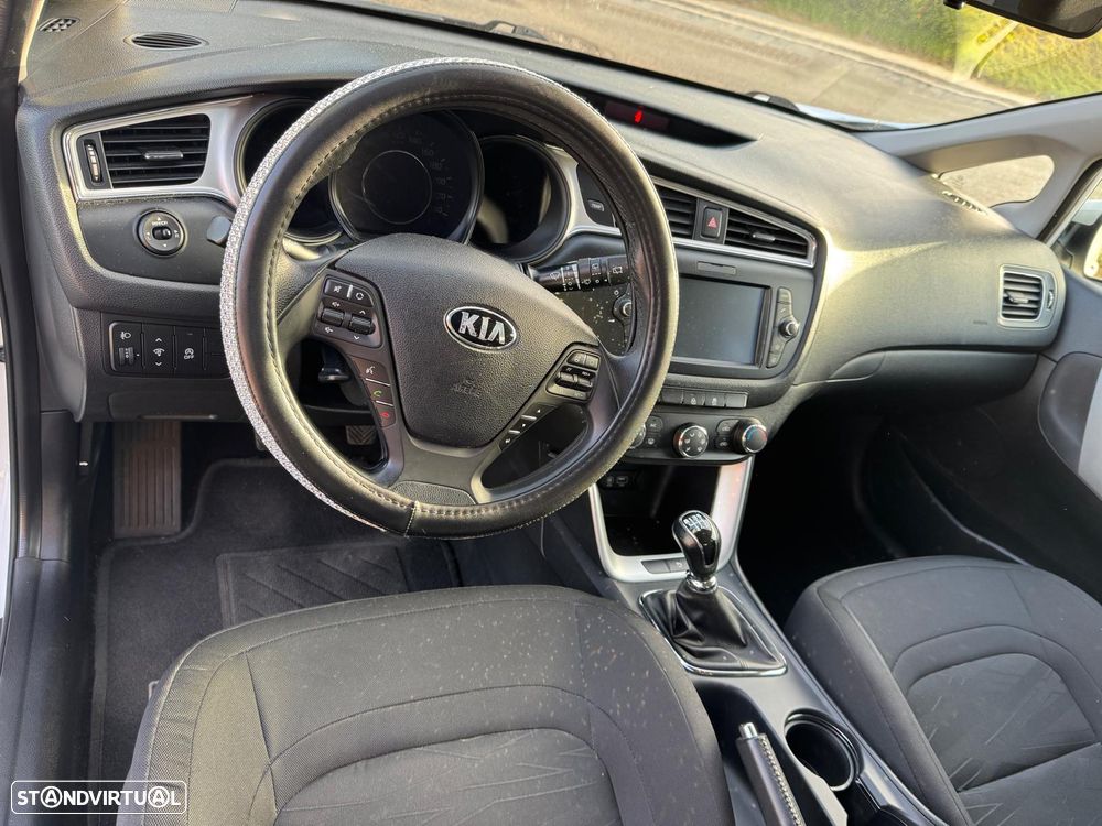 Kia Ceed 1.0 T-GDI Nav Line - 6