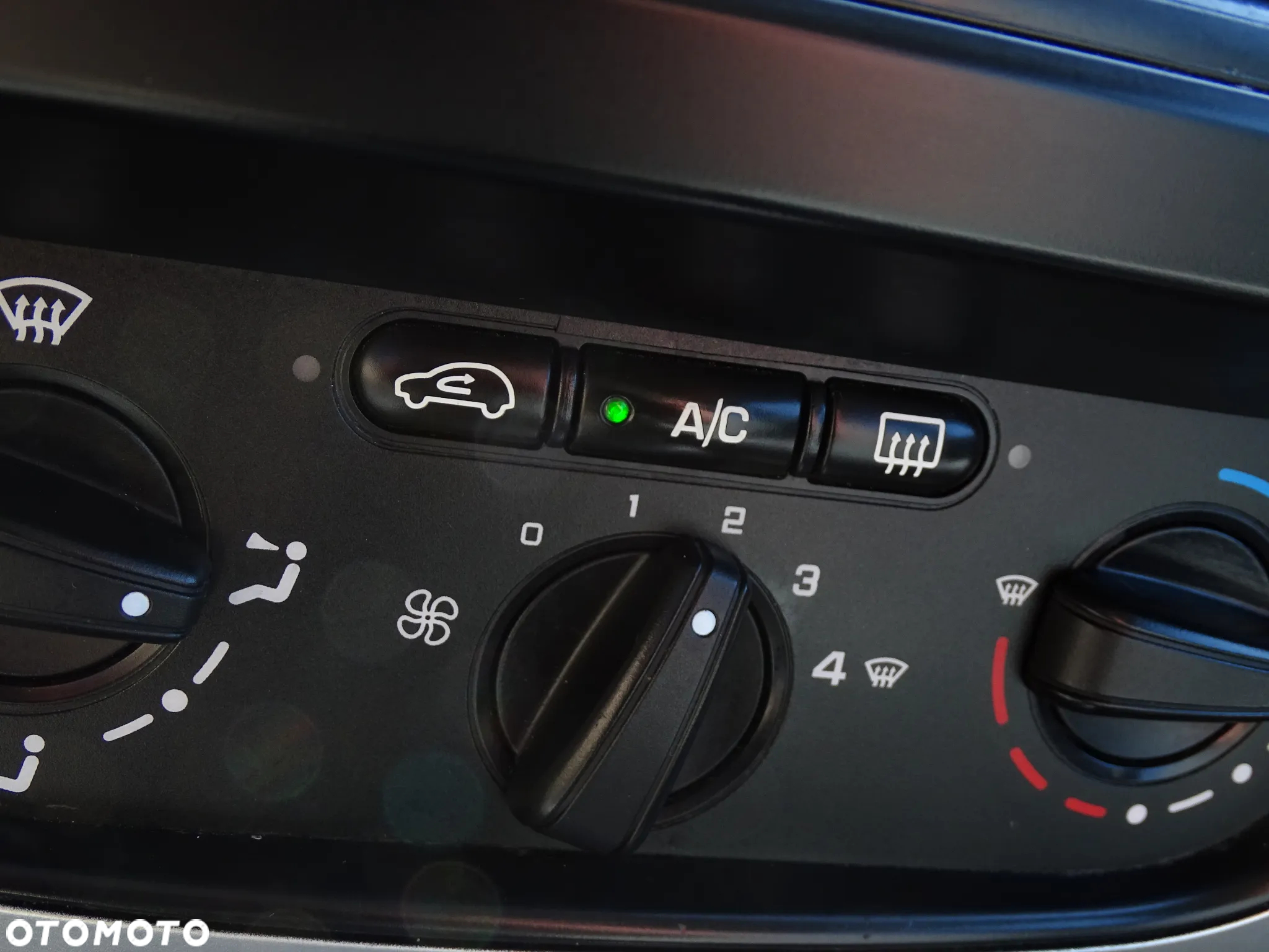 Citroën C3 1.4 HDi Furio - 4