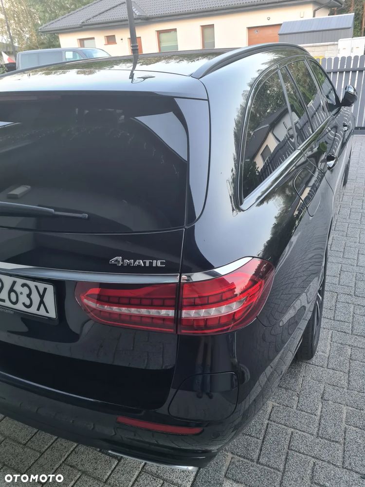 Mercedes-Benz Klasa E - 27