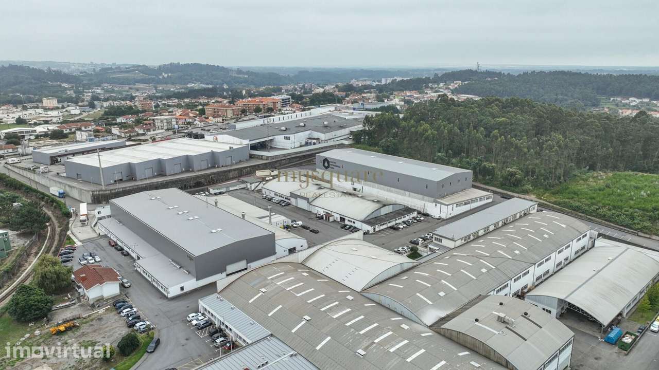 Escritórios para arrendamento - Centro Empresarial da Feira - Grande imagem: 2/35